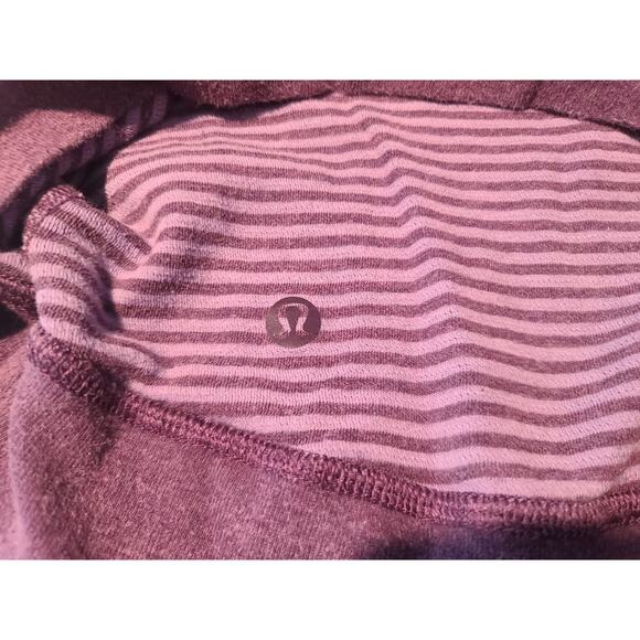 Lululemon In A Cinch purple reversible cowl neck sweatshirt - no tag - 4 / 6 ? - Picture 8 of 8